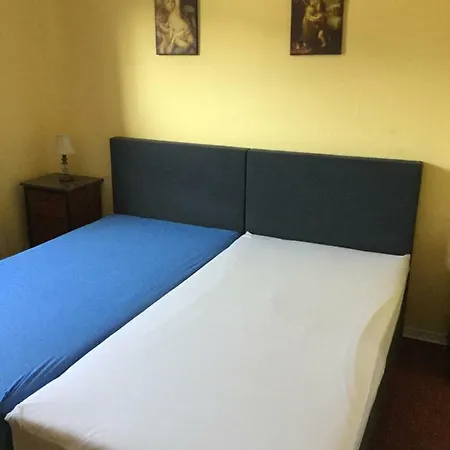 Goldener Engel Guest house 2*